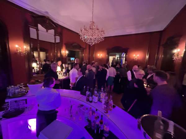 Firmenfeier Firmenfest Getraenkecatering