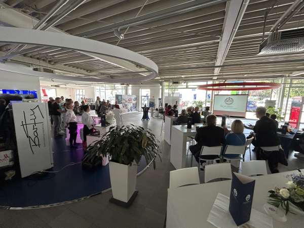 Mobile Bar Getraenkecatering Sektempfang Firmenfest